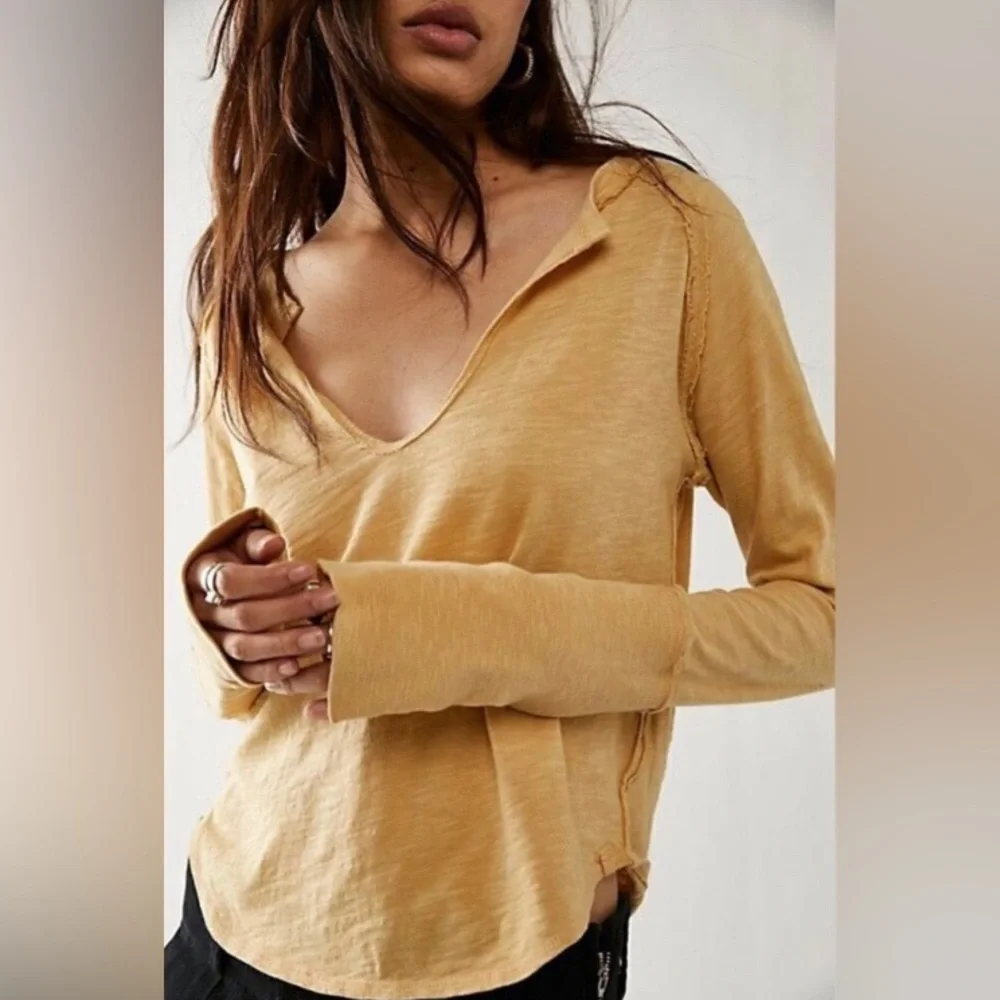 Like New Free People We The Free Hailey Deep V-Neck Long Bell Sleeve Top - Picture 1 of 5